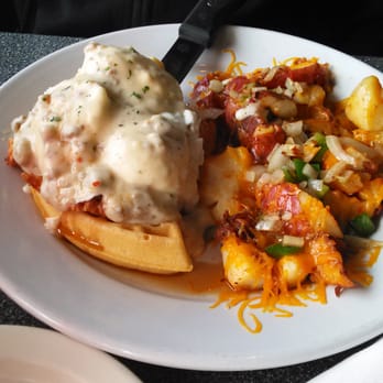 Toast - Chicken and waffle benny - Breakfast & Brunch Near Me - Ferndale, Michigan Toast - Chicken and waffle benny - Breakfast & Brunch Near Me - Ferndale, Michigan