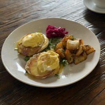 The Farm - Benedict $16 - Breakfast & Brunch Near Me - Palo Alto, California