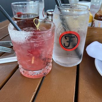 Finney's Crafthouse - Stevenson Ranch - Raspberry smash - New American Near Me - Stevenson Ranch, California