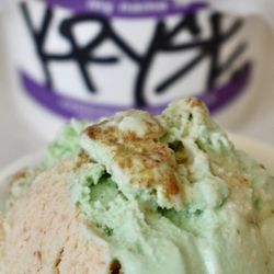 Kryse - The Nasi Lemak is a collaboration with @marimakanseattle Coconut Peanut and Pandan Ice cream swirled with. brittle made with Teri Kacang