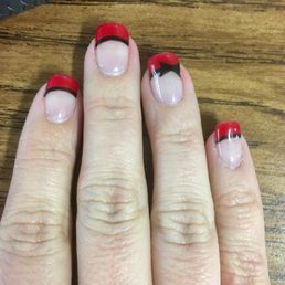 My cute "Disney" nails for our trip to Walt Disney World! Best part: these are my nails 2.5 weeks later!!! Love this place!