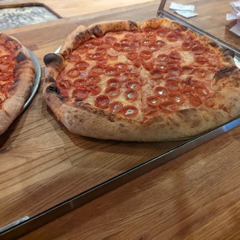 Thunderbolt Pizza - Slice pizzas ready to go - Pizza Near Me - Long Beach, California Thunderbolt Pizza - Slice pizzas ready to go - Pizza Near Me - Long Beach, California