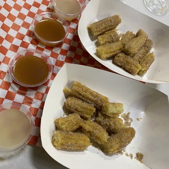 Tacos Rojos - Churros and dipping sauce! The white chocolate is my favorite. - Food Trucks Near Me - Los Angeles, California