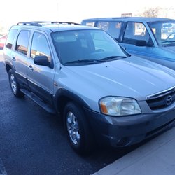 Access Auto - 2003 Mazda Tribute!!! Too much fun! Love the sun roof!