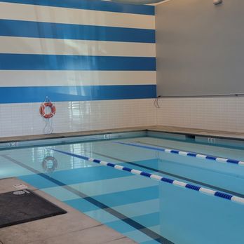 EōS Fitness - no one at the pool - Gyms Near Me - Whittier, California EōS Fitness - no one at the pool - Gyms Near Me - Whittier, California