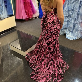 Style U Boutique - Bridal Near Me - Southgate, Michigan Style U Boutique - Bridal Near Me - Southgate, Michigan