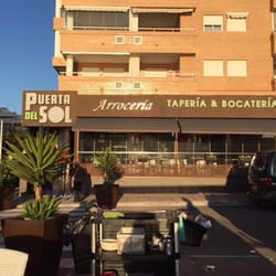 Puerta del Sol - Un café al lado del mar