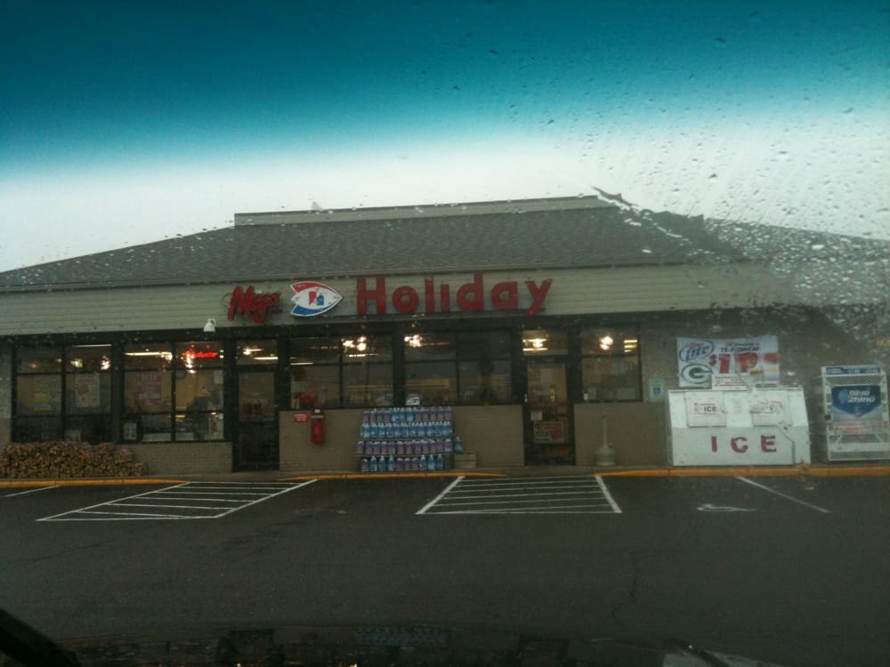 HOLIDAY STATION STORE 357 Updated April 2024 1731 Brackett Ave, Eau