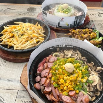 Sizzling Lunch - ig: @mise.anh.place // Curry Beef Udon, Kurabuta Pork Belly Pepper Rice, Cheese Fries - Steakhouses Near Me - Cupertino, California Sizzling Lunch - ig: @mise.anh.place // Curry Beef Udon, Kurabuta Pork Belly Pepper Rice, Cheese Fries - Steakhouses Near Me - Cupertino, California