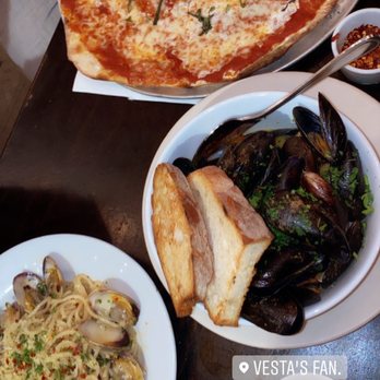 Vesta - Steamed Mussels, Spaghetti alle Vongole, Margherita Pizze - Italian Near Me - Astoria, New York Vesta - Steamed Mussels, Spaghetti alle Vongole, Margherita Pizze - Italian Near Me - Astoria, New York