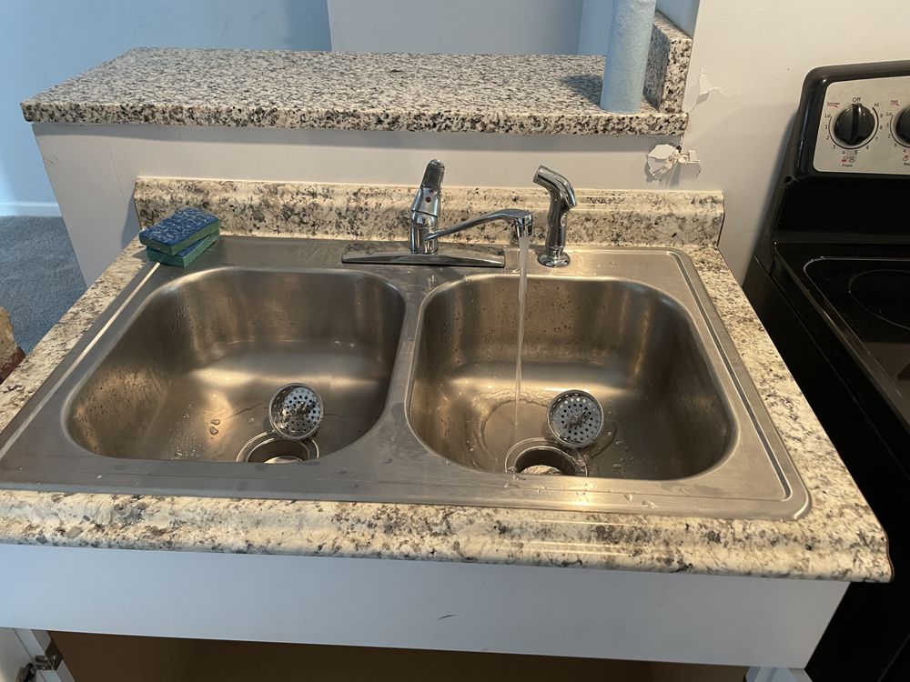 Slide of EZ Plumbing & Drains