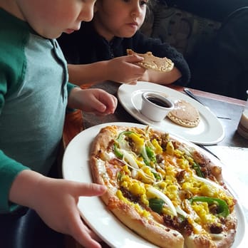 Farrelli's Pizza - Kiddos pancakes and kiddo breakfast pizza - Pizza Near Me - Dupont, Washington