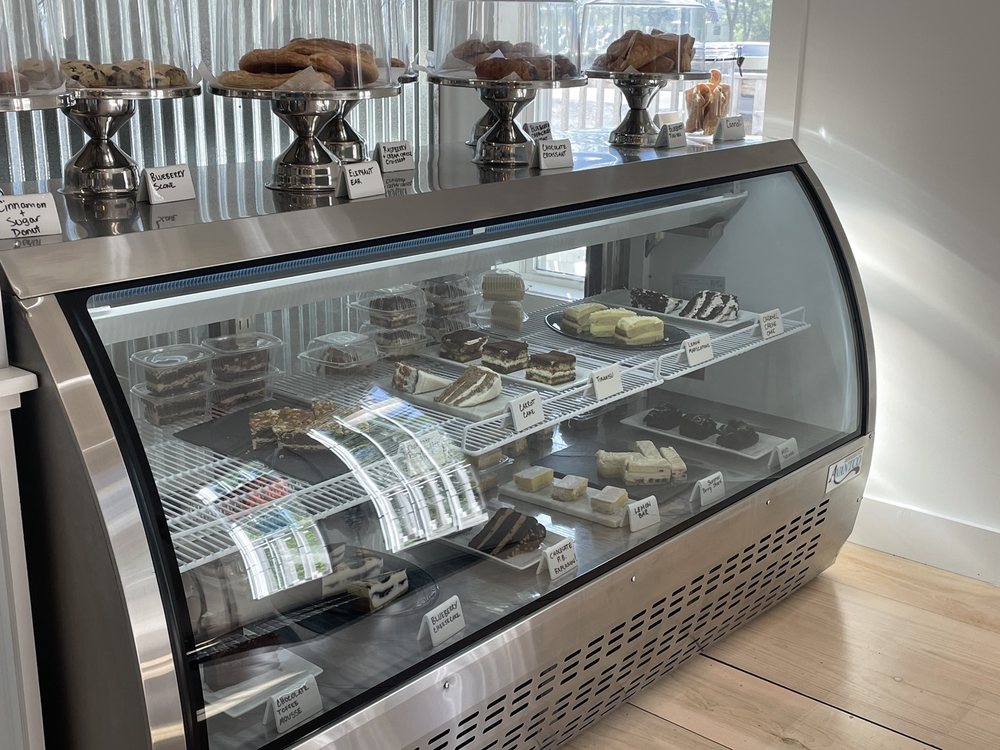 SUGAR BAKERY 37 Photos & 37 Reviews 9 Oak Point Rd, Trenton, Maine