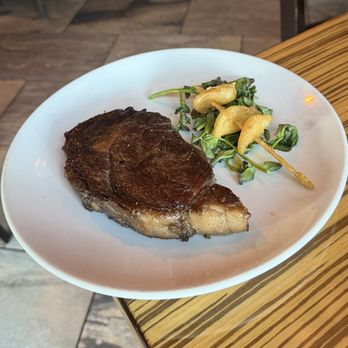 Blue Grillhouse - 14 oz Dry Aged Ribeye - Steakhouses Near Me - Bethlehem, Pennsylvania