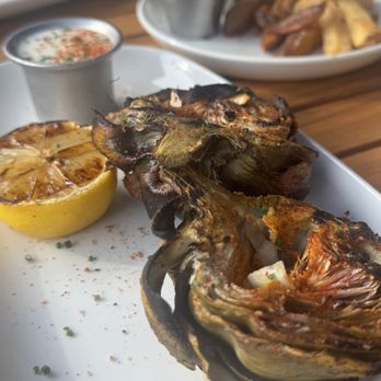 Half Shell - Bars Near Me - Seattle, Washington