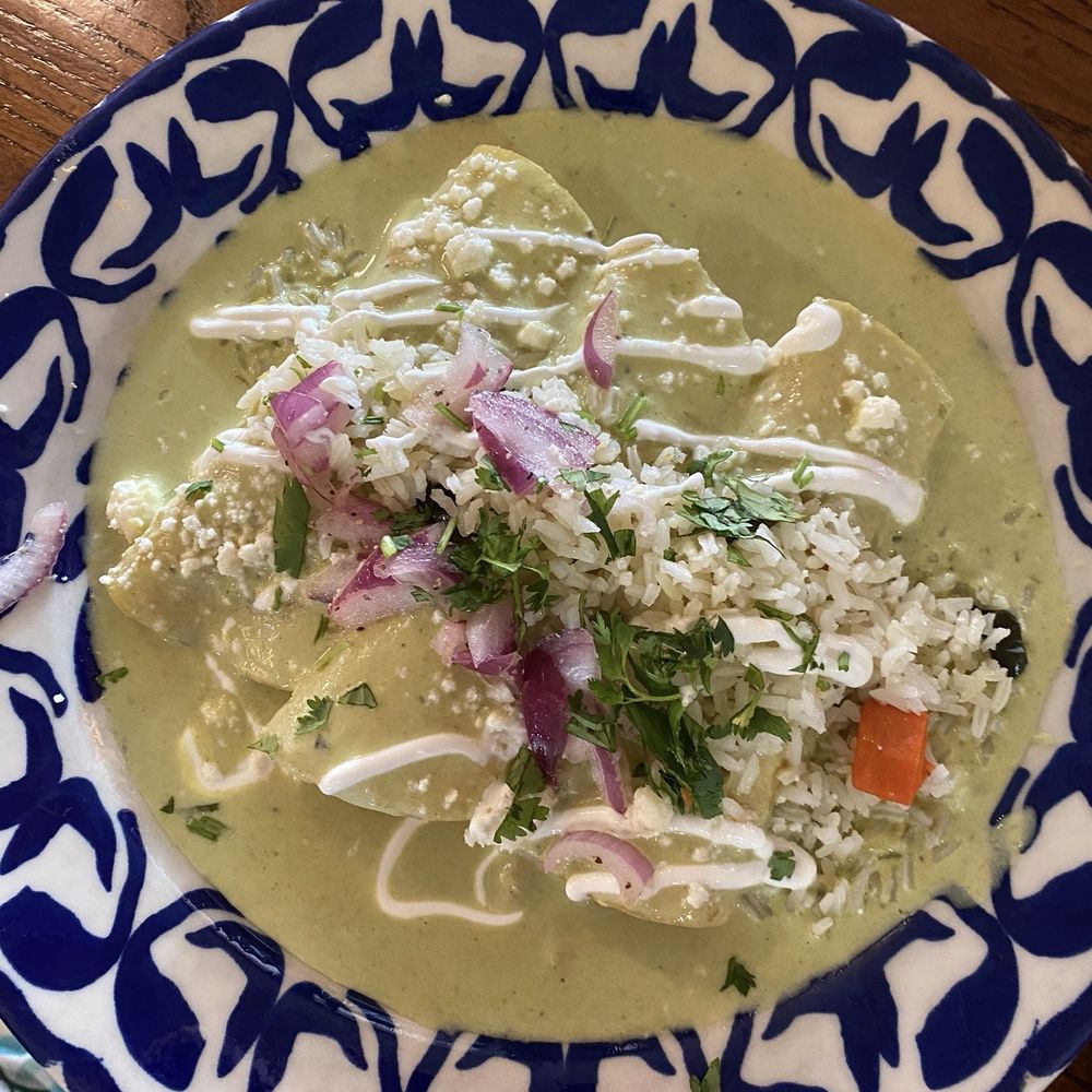 La Margarita - Chicken Enchiladas Poblanas- Thursday lunch special - Seafood Near Me - San Antonio, Texas La Margarita - Chicken Enchiladas Poblanas- Thursday lunch special - Seafood Near Me - San Antonio, Texas