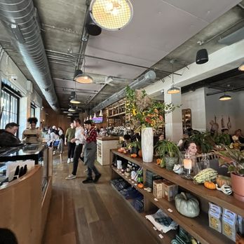 Monteverde - Lunchtime views in Chicago - Italian Near Me - Chicago, Illinois