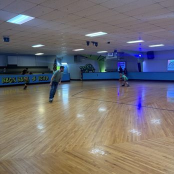 Rock Roll-O-Rena Roller Rink - Sporting Goods Near Me - Arnold, Missouri