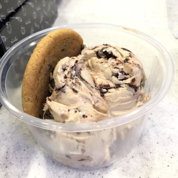 The Baked Bear - Salted Carmel ice cream - Ice Cream & Frozen Yogurt Near Me - Sunrise, Florida The Baked Bear - Salted Carmel ice cream - Ice Cream & Frozen Yogurt Near Me - Sunrise, Florida