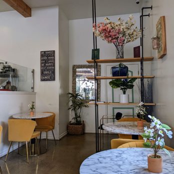 Green Table Cafe - Cafes Near Me - Los Angeles, California