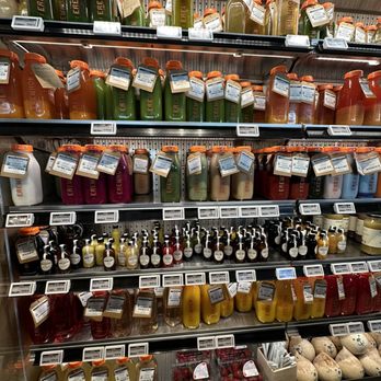 Erewhon - Grocery Near Me - Beverly Hills, California