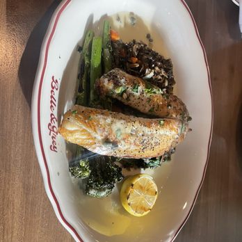 Belle & Grey - Seafood Near Me - Wayzata, Minnesota Belle & Grey - Seafood Near Me - Wayzata, Minnesota