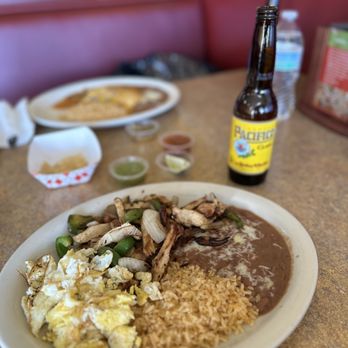 The Mexican Kitchen Restaurant - Chicken fajita eggs - Mexican Near Me - Moreno Valley, California The Mexican Kitchen Restaurant - Chicken fajita eggs - Mexican Near Me - Moreno Valley, California