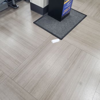 LA Fitness - Gyms Near Me - Valencia, California