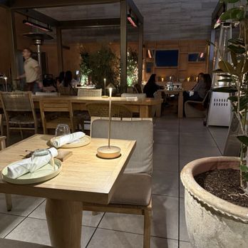 Osa Rooftop - Seating - Bars Near Me - Pasadena, California