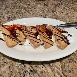 Mi Pueblo Mexican Grill - Sopapillas