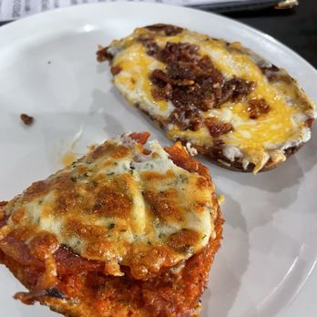 The Grid - Potato Skin & Pizza Bread - Pubs Near Me - Fallon, Nevada