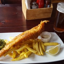 Old Bell - Fish and chips with mashed peas