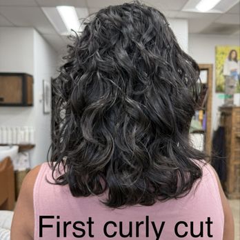 A Curl's Best Friend - Hair Salons Near Me - Lake Forest, California A Curl's Best Friend - Hair Salons Near Me - Lake Forest, California