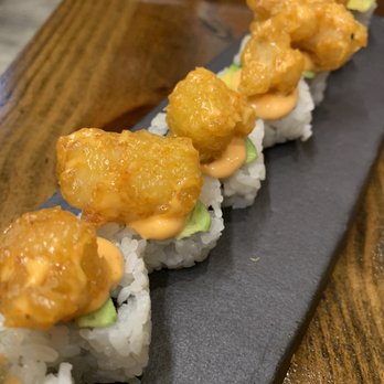 Pubbelly Sushi Brickell - Rock shrimp tempura roll - Sushi Bars Near Me - Miami, Florida Pubbelly Sushi Brickell - Rock shrimp tempura roll - Sushi Bars Near Me - Miami, Florida