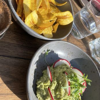 Kaiyo Rooftop - Edamame guacamole and plantain chips - Peruvian Near Me - San Francisco, California