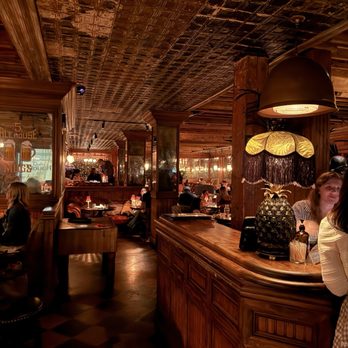 Gilt Bar - Inside - New American Near Me - Chicago, Illinois
