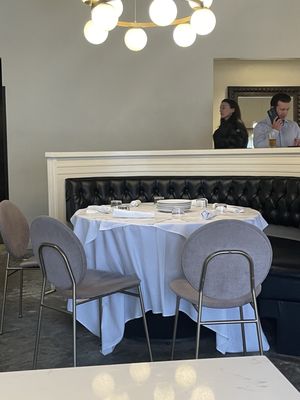 Coco's Bistro by null