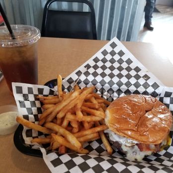 Grinderz - Burgers Near Me - Huntington Beach, California Grinderz - Burgers Near Me - Huntington Beach, California