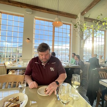 Scales - Ambiance - Seafood Near Me - Portland, Maine Scales - Ambiance - Seafood Near Me - Portland, Maine