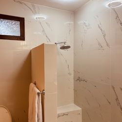 Vallarta Shores Condo Hotel - Shower in suite 8.