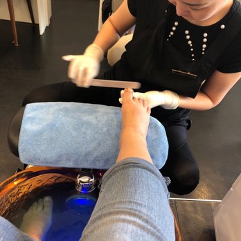 Loyal  Spa - Nail Salons Near Me - Chicago, Illinois