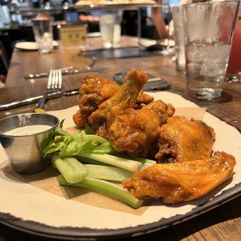 New Realm Brewing - Buffalo wings - Brewpubs Near Me - Charleston, South Carolina New Realm Brewing - Buffalo wings - Brewpubs Near Me - Charleston, South Carolina