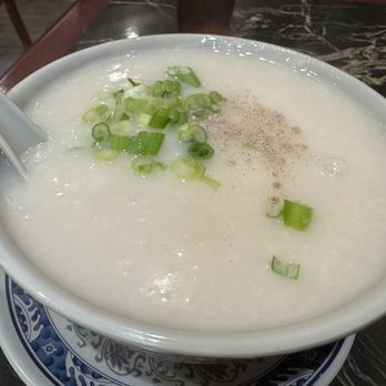 Kenny's Noodle House - Congee at Kenny's Noodle House (can't tell from the pic but this is the preserved egg/pork version) - Cantonese Near Me - Portland, Oregon Kenny's Noodle House - Congee at Kenny's Noodle House (can't tell from the pic but this is the preserved egg/pork version) - Cantonese Near Me - Portland, Oregon