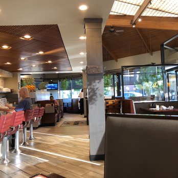 Glen Oak Cafe - Cafes Near Me - Glen Ellyn, Illinois
