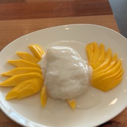 Sweet Sticky Rice with Mango Sweet Sticky Rice with Mango