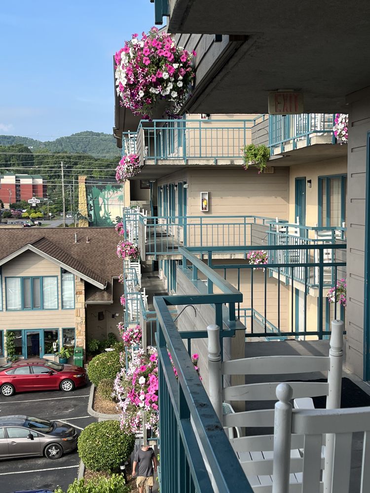 ARBORS AT ISLAND LANDING HOTEL & SUITES Updated August 2024 40