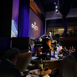 Doc's Jazz Club - First show... let's go!!