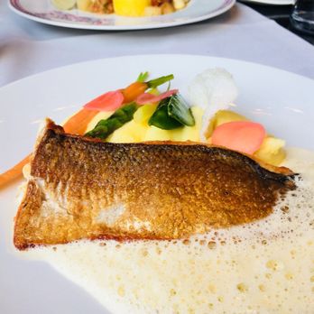 Kappeli - Whitefish main dish with whipped potatoes and veggies--delicious! - Coffee & Tea Near Me - Helsinki, 18
