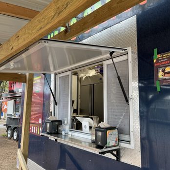 Jim’s Smokehouse - Food Trucks Near Me - Austin, Texas Jim’s Smokehouse - Food Trucks Near Me - Austin, Texas