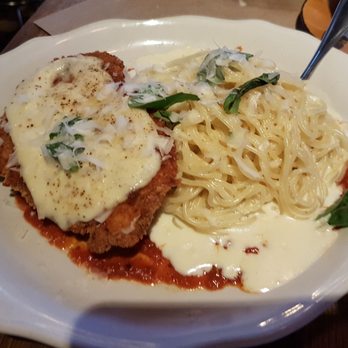 Scaddabush - Chicken parmigiana. Was good, nothing special. Noodles were cooked perfectly. - Italian Near Me - Oakville, Ontario